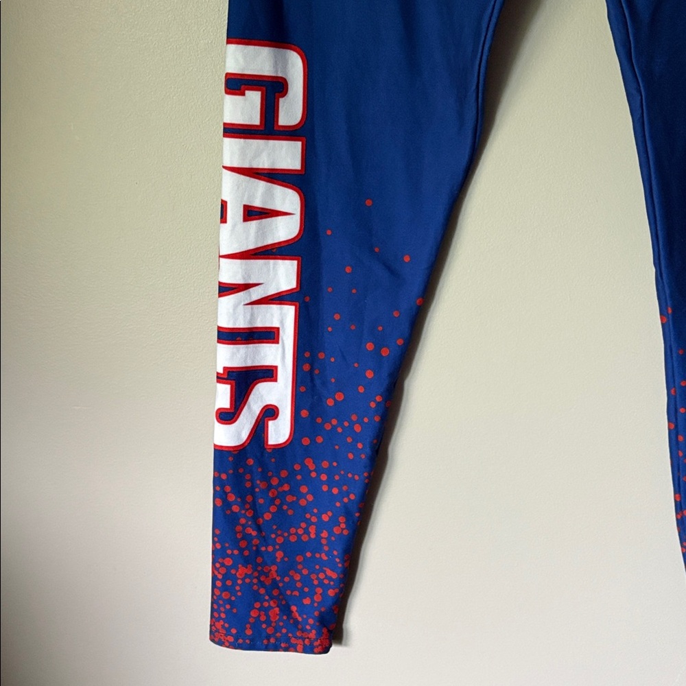 Women’s New York Giants Football Graphic Leggings - Picture 2 of 4